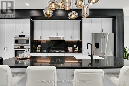 826 Alpine Avenue, Ottawa, ON - Indoor