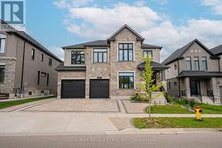 26 FALCONRIDGE DRIVE  Kitchener, ON N2K 0G1