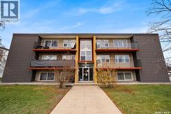 1 405 Lorne STREET N  Regina, SK S4R 3B2