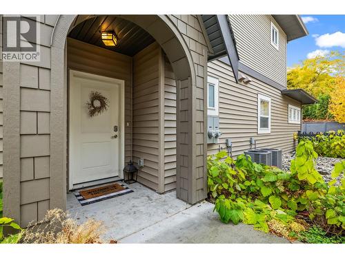 Front exterior entrance - 680 Old Meadows Road Unit# 86, Kelowna, BC - Outdoor With Exterior