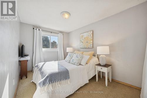 695 Hillcroft Street, Oshawa (Eastdale), ON - Indoor Photo Showing Bedroom