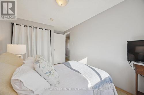 695 Hillcroft Street, Oshawa (Eastdale), ON - Indoor Photo Showing Bedroom