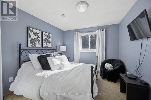 695 Hillcroft Street, Oshawa (Eastdale), ON - Indoor Photo Showing Bedroom