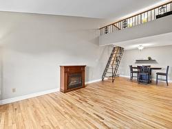 9 4 Rose Way  Dartmouth, NS B2Y 4L9