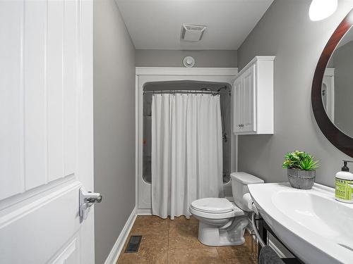 37 Peachtree Hill, Dartmouth, NS 