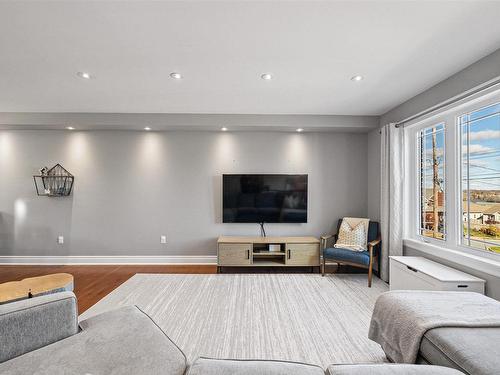 37 Peachtree Hill, Dartmouth, NS 