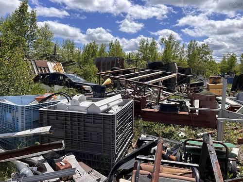 2 Herrett Road, Springhill, NS 