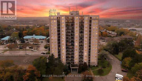 101 - 975 WARWICK COURT  Burlington, ON L7T 3Z7