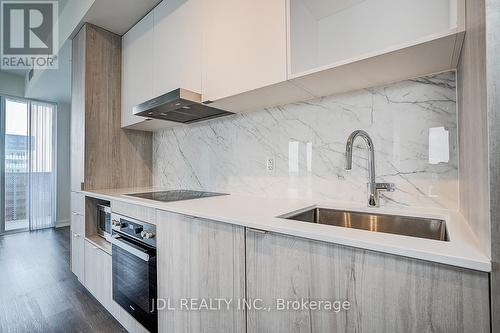 5103 - 138 Downes Street, Toronto, ON - Indoor Photo Showing Kitchen With Upgraded Kitchen