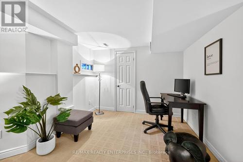 336 Oakridge Court, Oakville, ON - Indoor Photo Showing Office