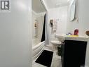 335 Chaplin Street W, Swift Current, SK  - Indoor Photo Showing Bathroom 