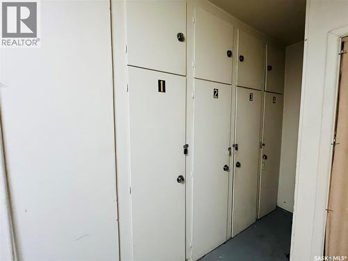 335 Chaplin Street W, Swift Current, SK - Indoor Photo Showing Other Room