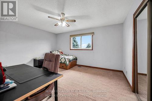 140 Solomon Crescent, Hamilton, ON - Indoor Photo Showing Other Room