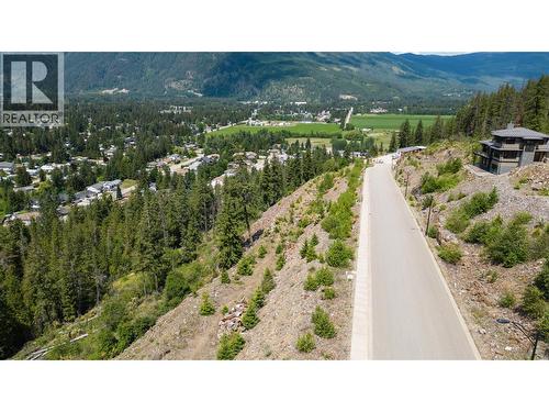 262 Bayview Drive, Sicamous, BC 