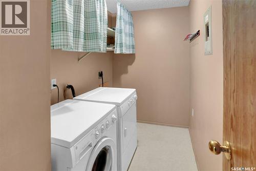 108 3420 Park Street, Regina, SK - Indoor Photo Showing Laundry Room