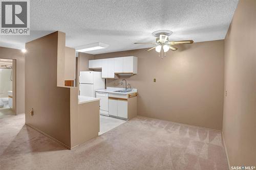 108 3420 Park Street, Regina, SK - Indoor Photo Showing Kitchen