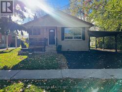 BSMT - 711 DUNLOP STREET W  Whitby, ON L1N 1V4