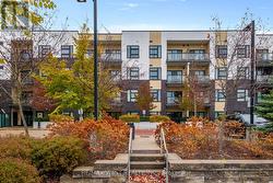 326 - 555 WILLIAM GRAHAM DRIVE  Aurora, ON L4G 3L1