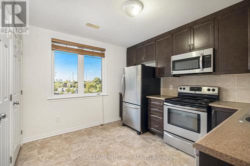 256 Espin Heights, Ottawa, ON - Indoor Photo Showing Kitchen