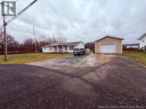 2537 Des Pionniers Avenue, Balmoral, NB - Outdoor
