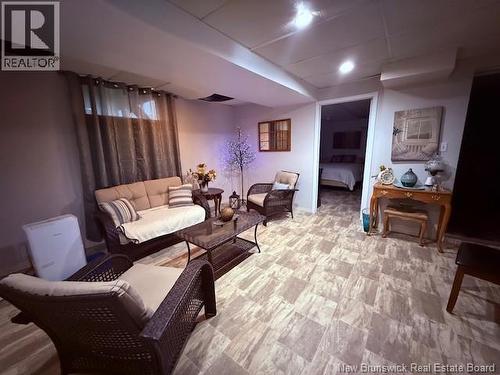 2537 Des Pionniers Avenue, Balmoral, NB - Indoor