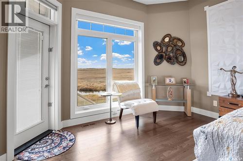 8099 Wascana Gardens Crescent, Regina, SK - Indoor