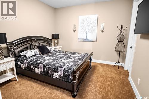 8099 Wascana Gardens Crescent, Regina, SK - Indoor Photo Showing Bedroom