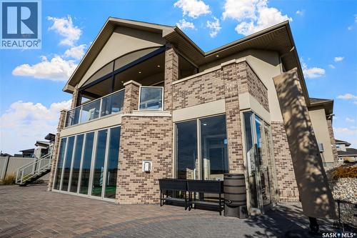 8099 Wascana Gardens Crescent, Regina, SK - Outdoor