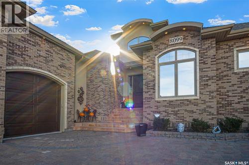 8099 Wascana Gardens Crescent, Regina, SK - Outdoor