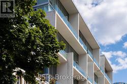 LPH909 - 75 PORTLAND STREET  Toronto, ON M5V 2M9