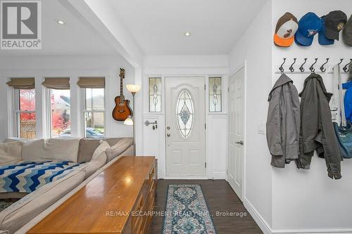 128 Crosthwaite Avenue N, Hamilton, ON - Indoor Photo Showing Other Room