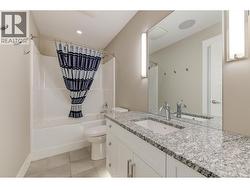 2nd Top Floor Bathroom - 