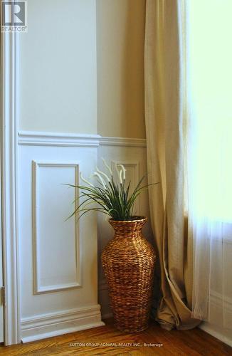 164 Wentworth Street S, Hamilton, ON - Indoor Photo Showing Other Room