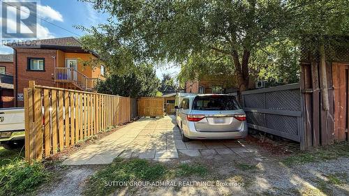 164 Wentworth Street S, Hamilton, ON - Outdoor