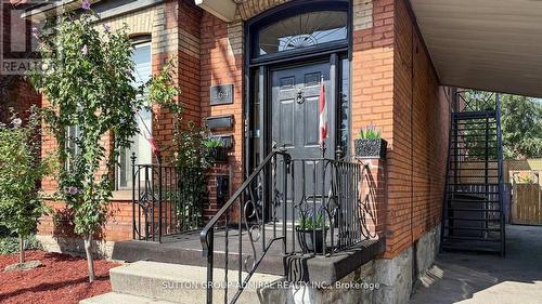 164 Wentworth Street S, Hamilton, ON - Outdoor