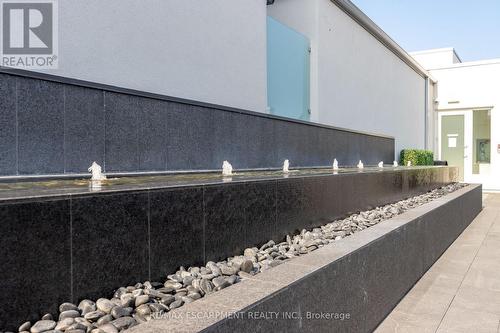 Ph1 - 300 Randall Street, Oakville, ON 