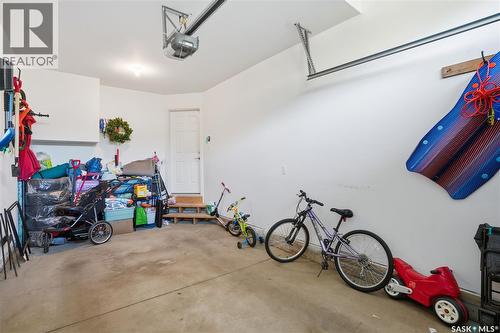 50 1550 Paton Crescent, Saskatoon, SK - Indoor Photo Showing Garage