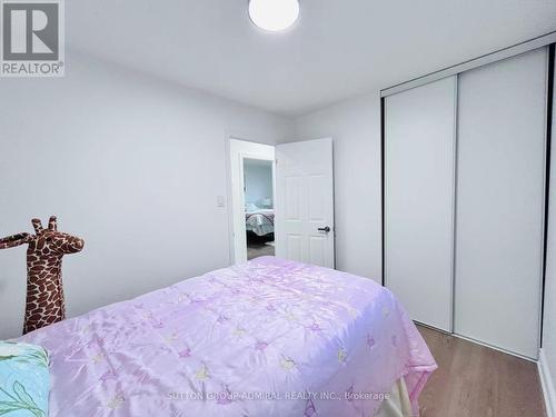 23 Hildenboro Square, Toronto, ON - Indoor Photo Showing Bedroom