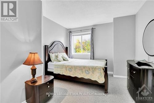 133 Woodpark Way, Ottawa, ON - Indoor Photo Showing Bedroom