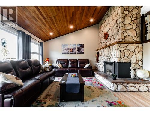 7742 St Mark Crescent, Prince George, BC - Indoor Photo Showing Living Room With Fireplace