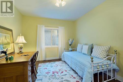 128 Carmela Avenue, Richmond Hill, ON - Indoor Photo Showing Other Room