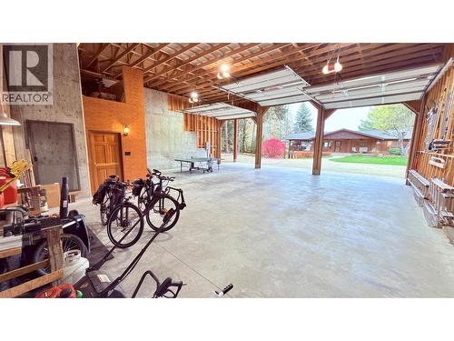 102 Sandner Road, Christina Lake, BC - 