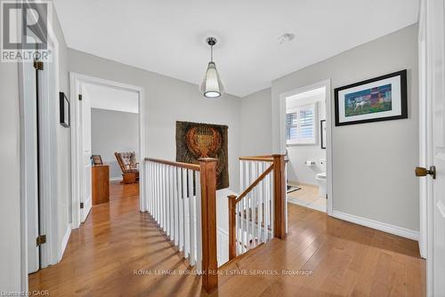 677 Powell Court, Burlington, ON - Indoor Photo Showing Other Room