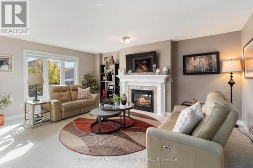 518 Sandcherry Drive, Burlington, ON - Indoor Photo Showing Living Room With Fireplace
