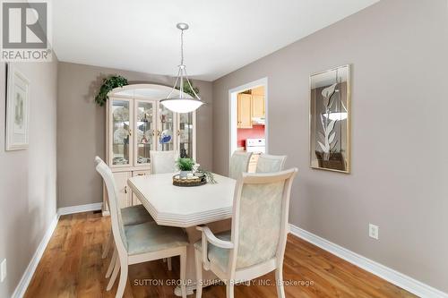 518 Sandcherry Drive, Burlington, ON - Indoor Photo Showing Dining Room