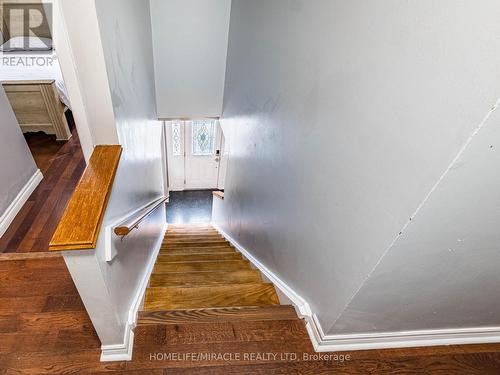 11 Hector Court, Brampton, ON - Indoor Photo Showing Other Room