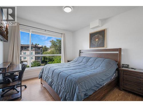 1925 Enterprise Way Unit# 302, Kelowna, BC - Indoor Photo Showing Bedroom