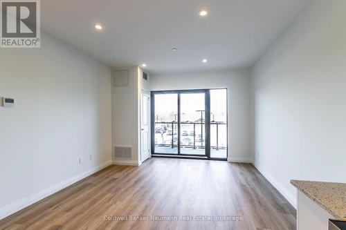 216 - 525 New Dundee Road, Kitchener, ON - Indoor Photo Showing Other Room