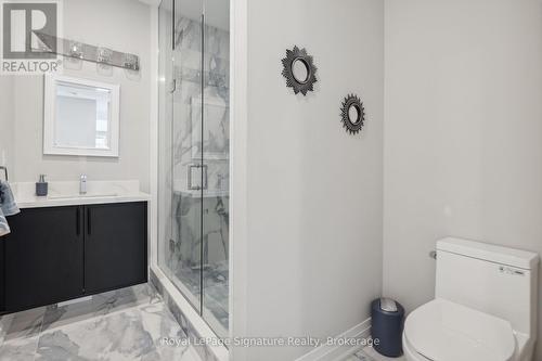 115 Rankin'S Crescent, Blue Mountains, ON - Indoor Photo Showing Bathroom