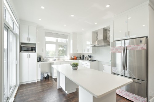 Kitchen - 8-20 Rue Larocque O., Sainte-Agathe-Des-Monts, QC - Indoor Photo Showing Kitchen With Upgraded Kitchen